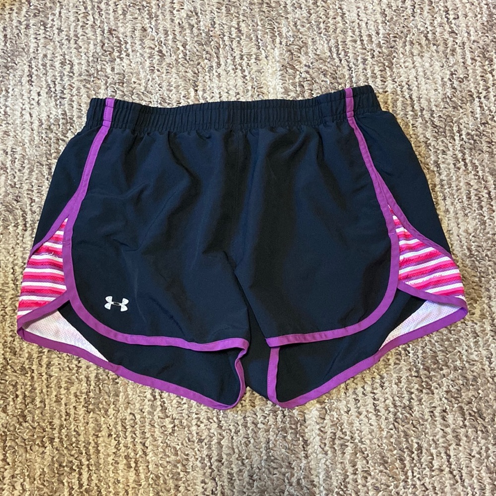 small women's under armor athletic shorts